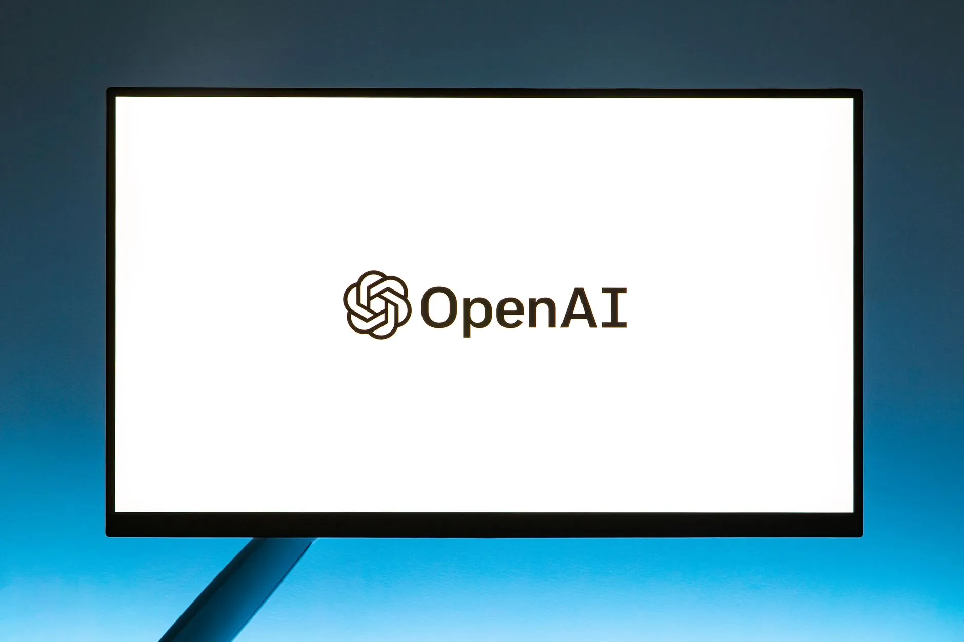 沧州企业安防监控方案对比：红外摄像头与网络球机选型指南